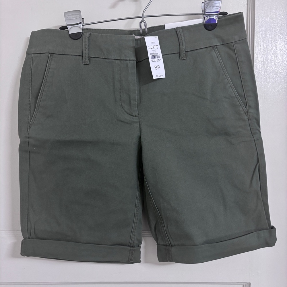 LOFT Women's Green Shorts